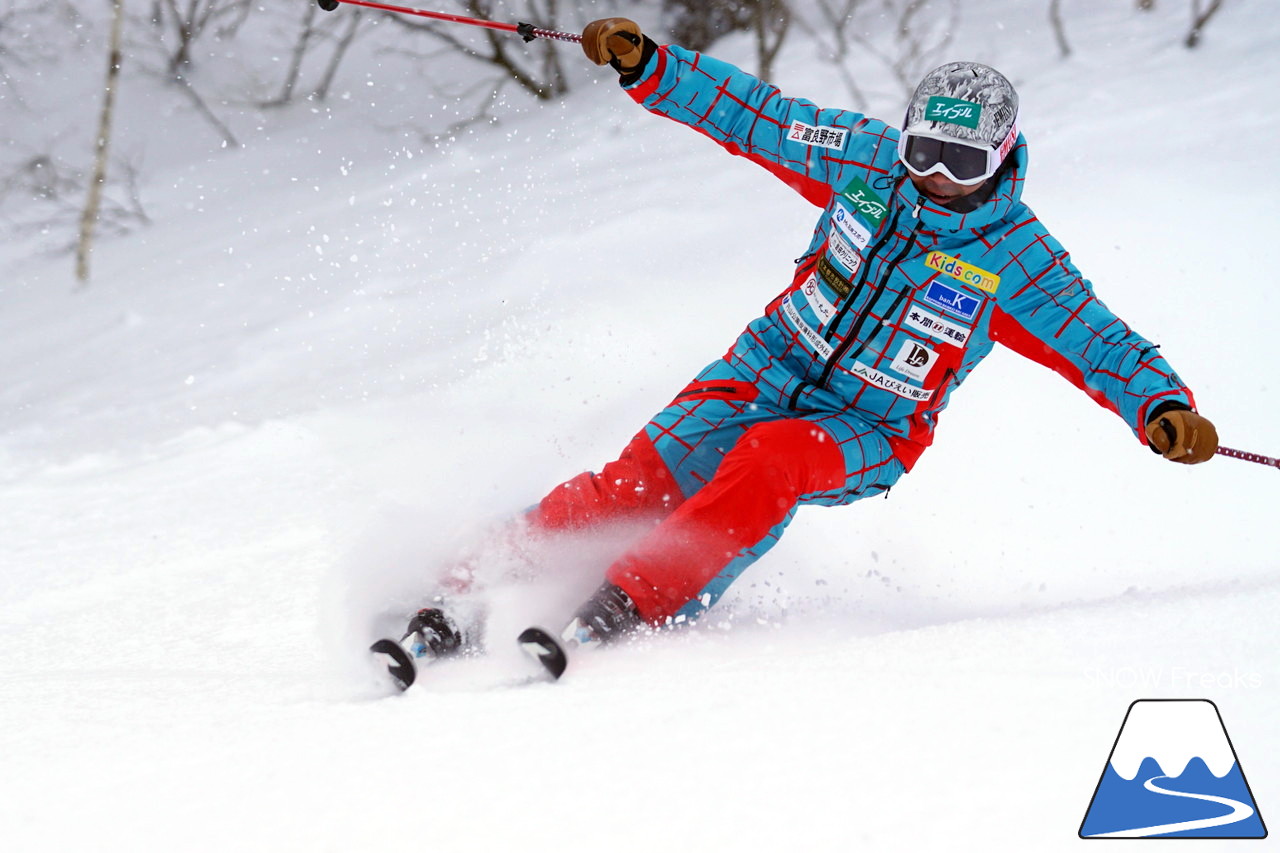 2018年最後のレポートを飾るのは、井山敬介さん！パウダースノーもたっぷり☆富良野スキー場。